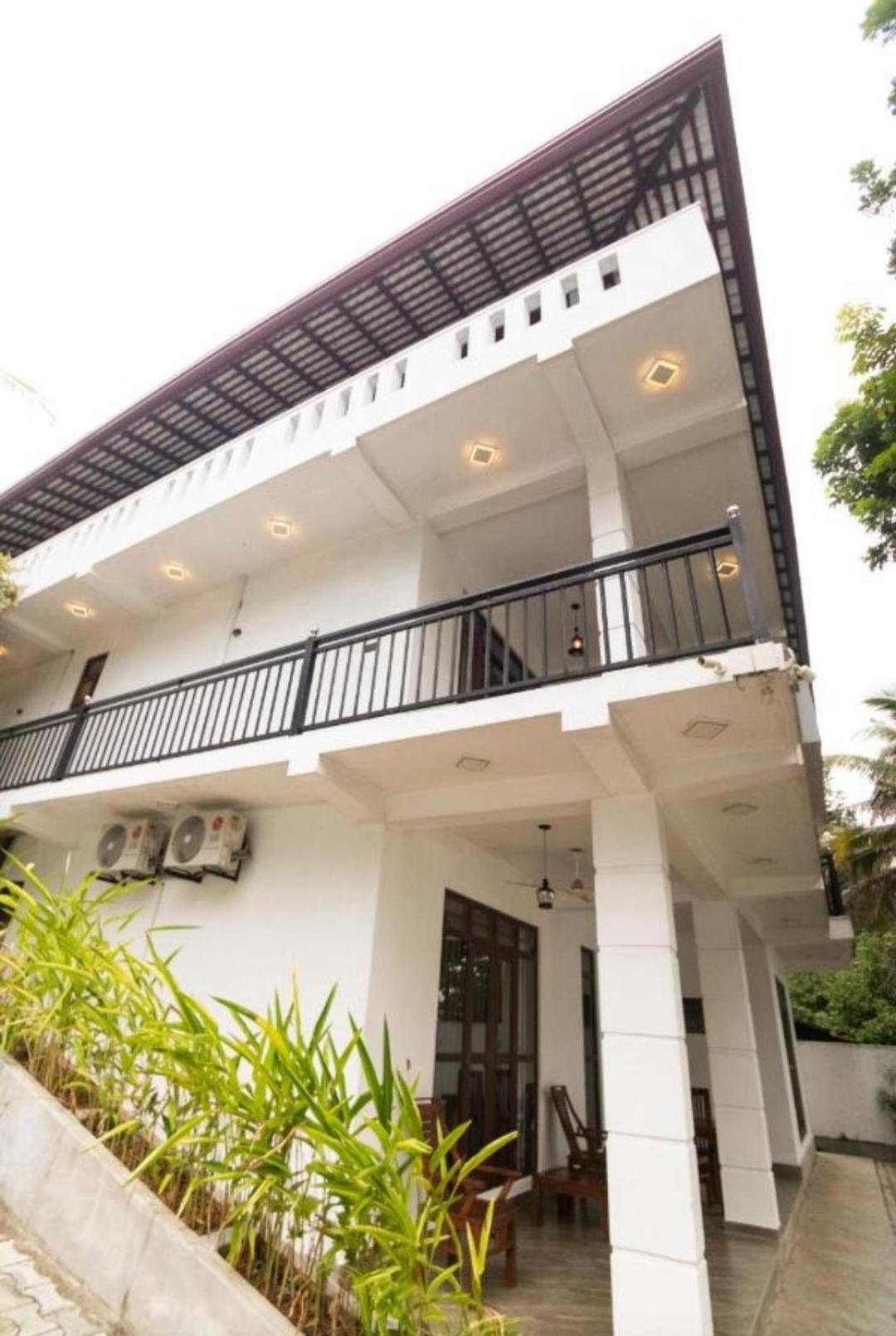 The Green Lagoon Villa 히카두와 외부 사진