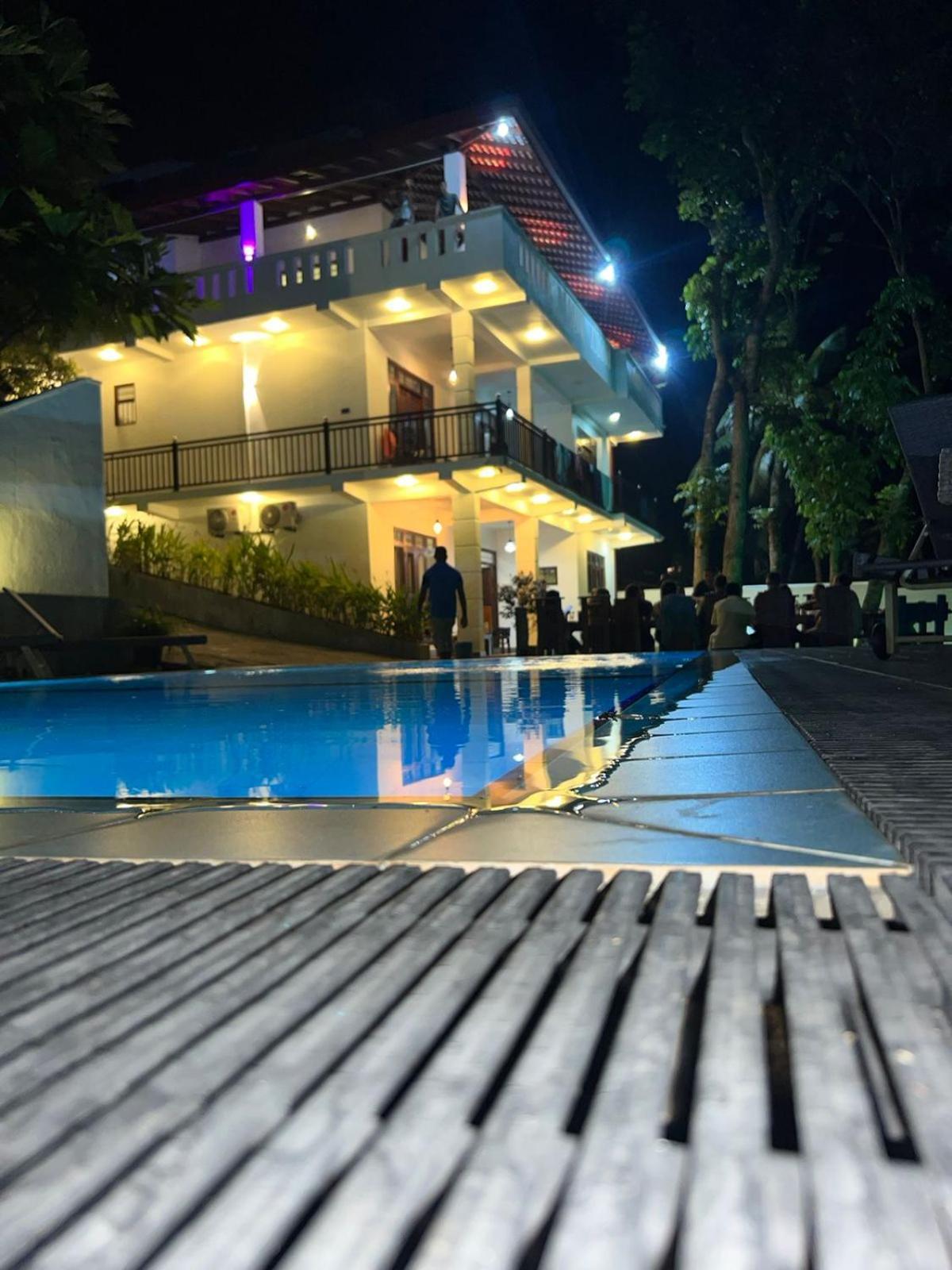 The Green Lagoon Villa 히카두와 외부 사진